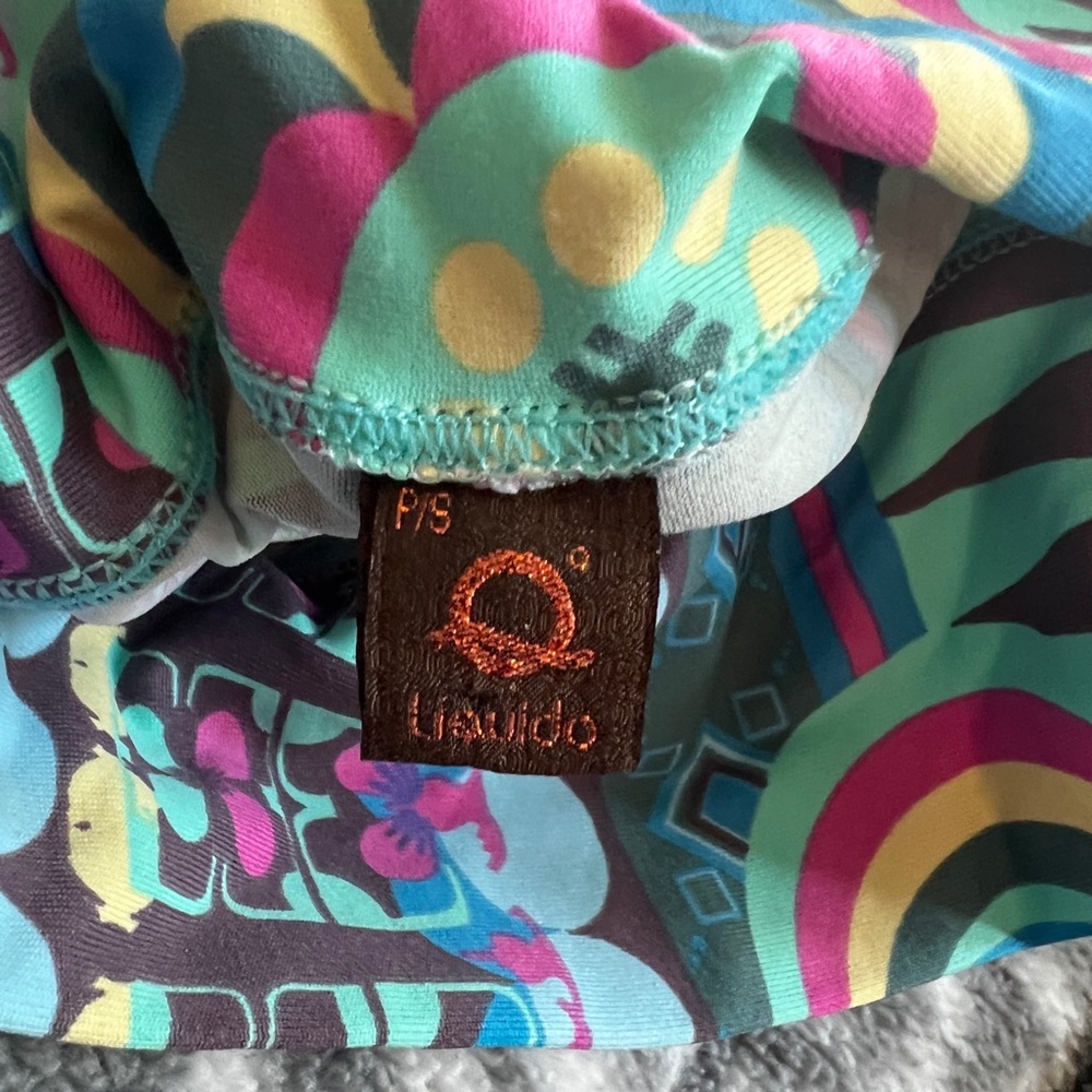Liquido Active Workout Leggings View 3